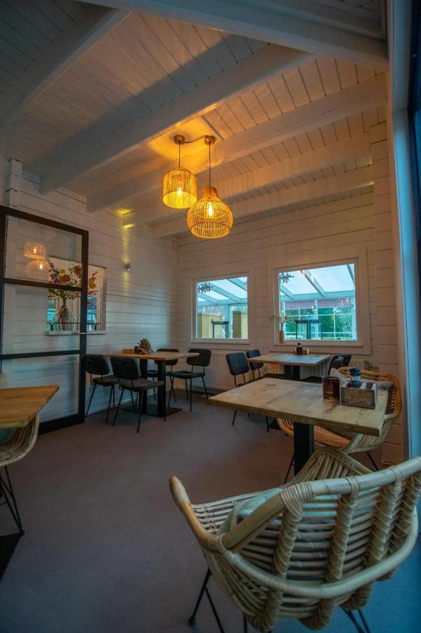 Strandhotel Dennenbos Oostkapelle Extérieur photo